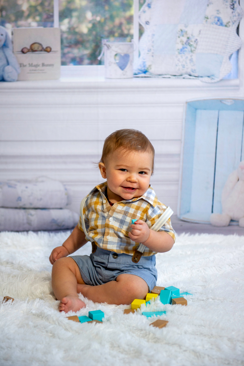 Why Letting Kids Bring Their Favorite Things to a Photo Session Makes Portraits Even Better